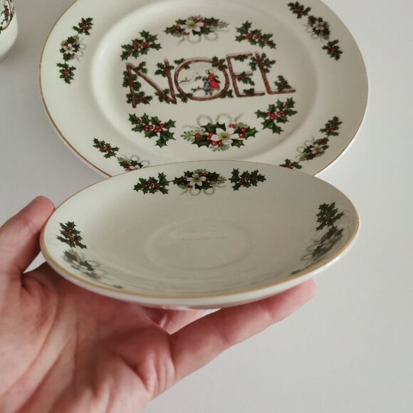 Wood & Sons 'Noel' Cup and Saucer Christmas Dinnerware Table Setting Holidays - Picture 4 of 6